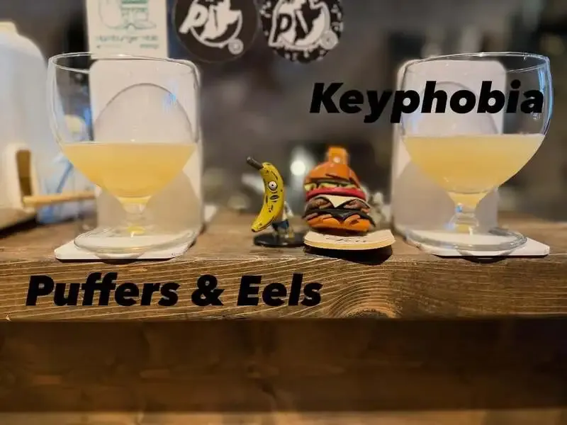 神保町folk burgers & beersでTrademark BrewingとTotopia Breweryのヘイジー2種開栓