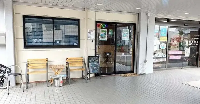 代官山のビビビ。がミツメビールを紹介　小さなタップルーム併設の醸造所