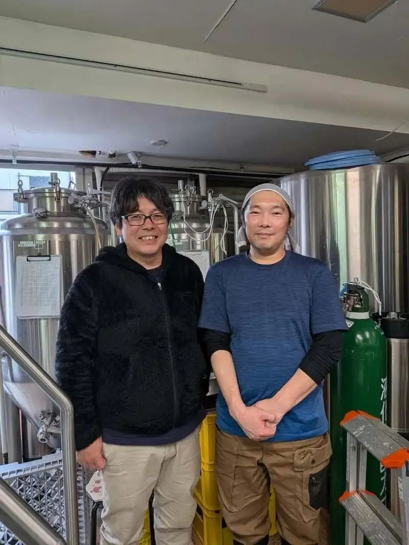 松戸ビール やぎり焙煎所が牛久醸造場とコラボ仕込みを実施　角井さんが参加