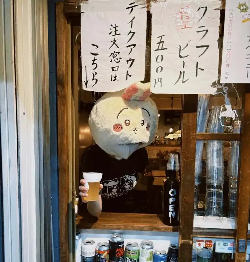 Hakuraku Mokkiが六角橋商店街の「ヤミ市」を案内