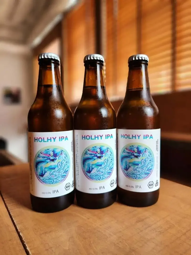 BEER BAR BitterでBeer Again Brewing「HOLHY IPA」を提供