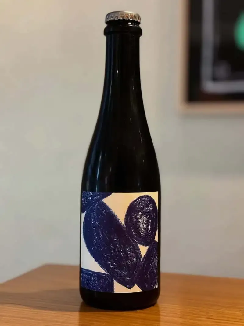 すすきのえーるSTANDにPermanent Brewing「EMBER」再入荷、ピート香るセゾン