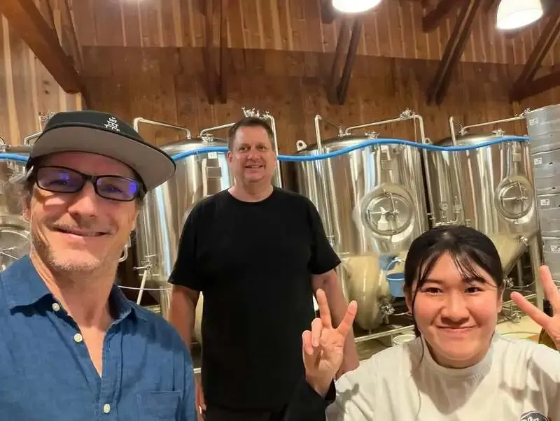 クラフト ビア マーケット 大手町店、KOBOBreweryで第2弾トリプルコラボ仕込み
