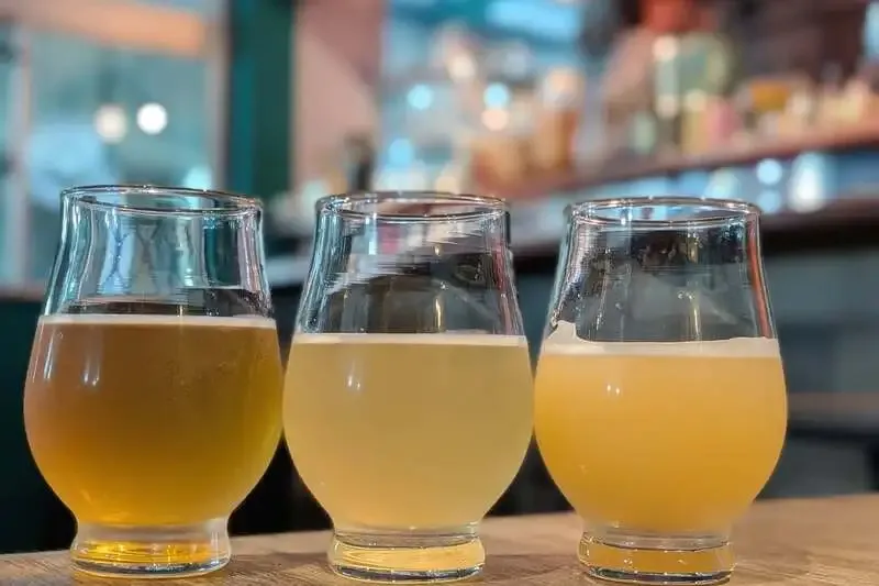 四日市のcraft beer HOP CROWDで鬼伝説やNEKO BEERなど8種が開栓