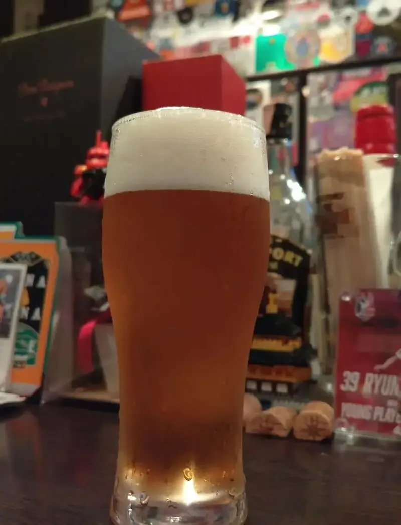 岡山市のCRAFT Rainbowで5種開栓　うしとら、潮風ブルーイング、ビアへるんなど