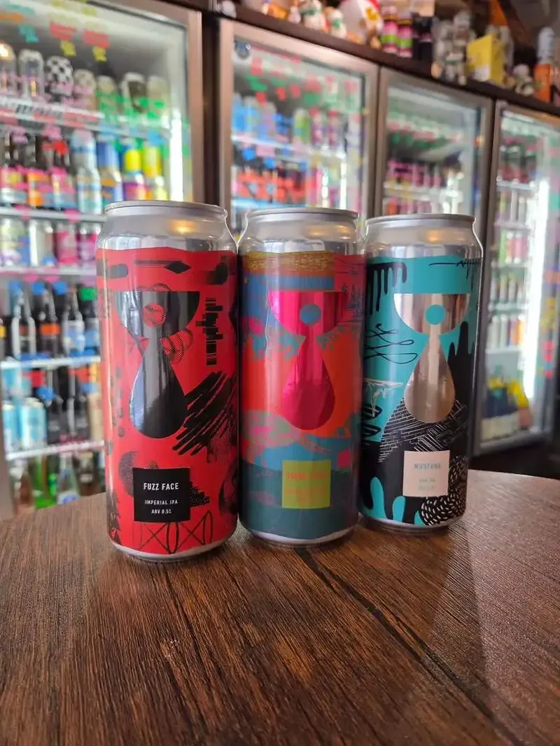 クラフトビールシザーズ秋葉原でTeenage Brewing3種IPAが開栓