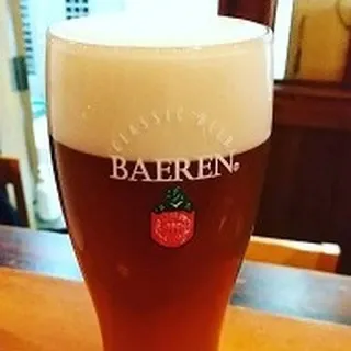 レーズン堂、8月15日はベアレン限定「つなぐビール 琥珀色のラガー」を開栓