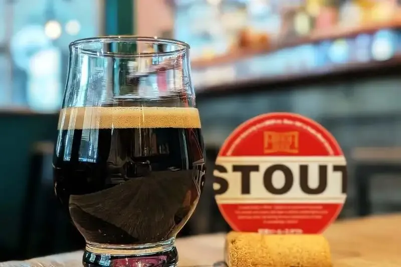 四日市のcraft beer HOP CROWDで鬼伝説とNEKO BEERが新規開栓