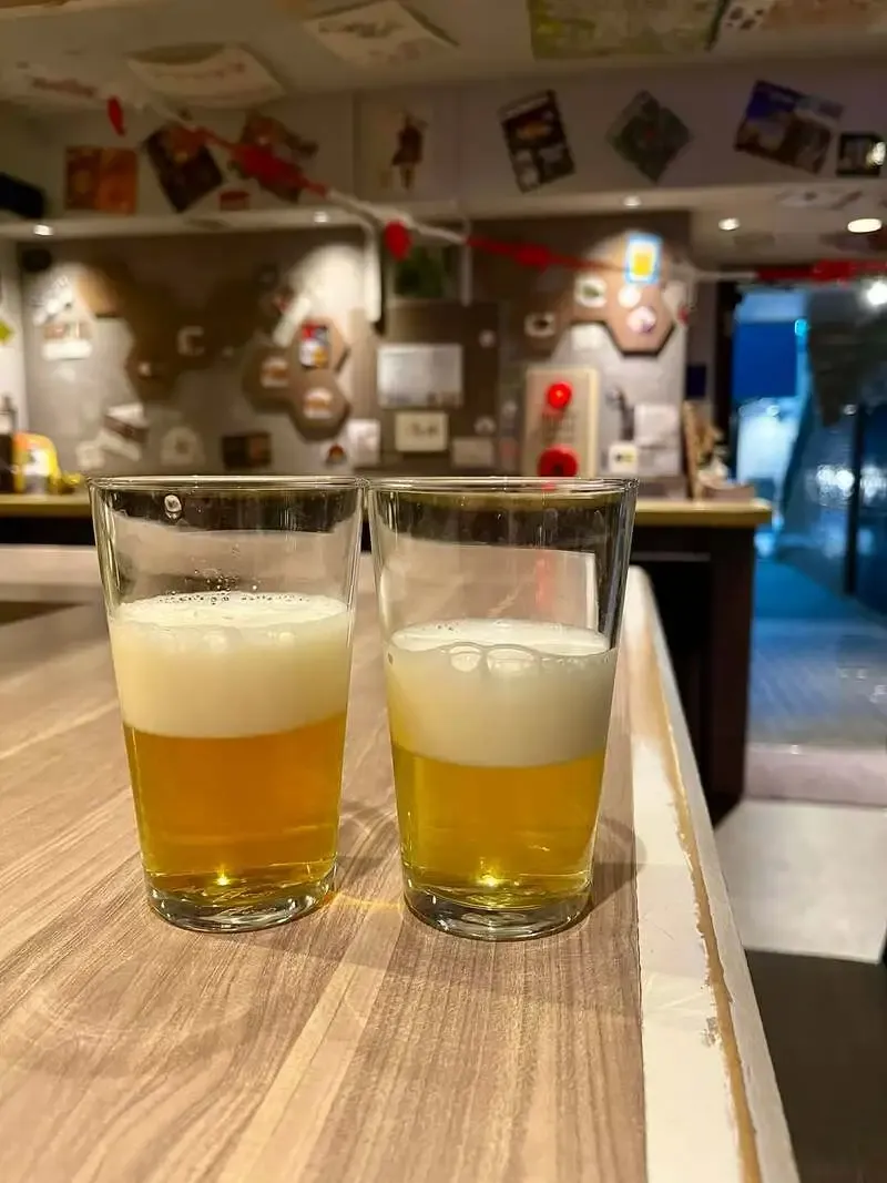 六本木アントンビー龍土町店、4/23に箕面の2種を開栓