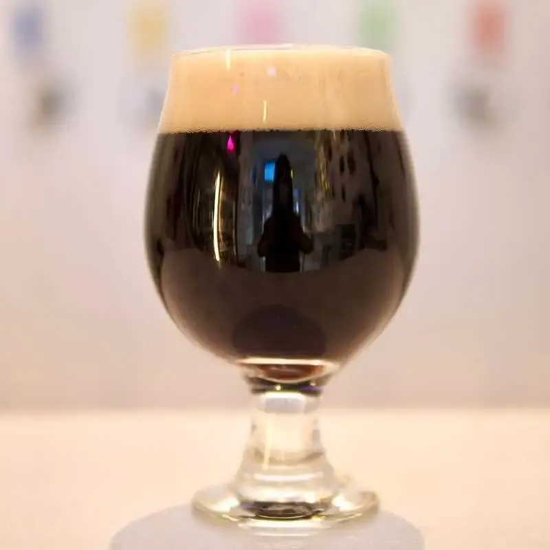 beer bar Cyblumeで静岡醸造「Fellowship Schwarz」開栓