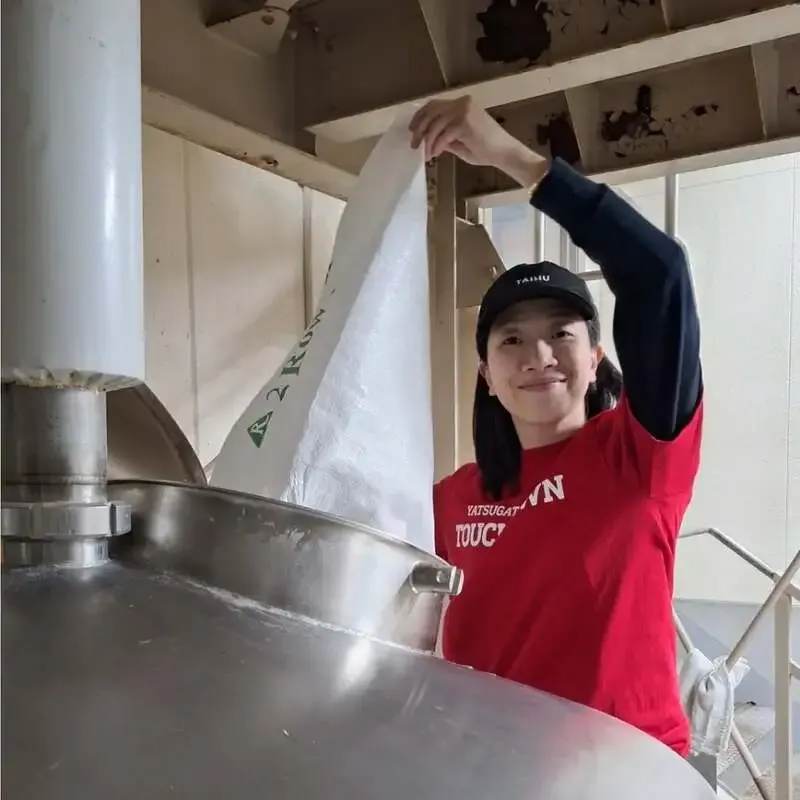 八ヶ岳ブルワリー、TAIHU BREWINGとのコラボビール『虎八麦酒』を先行開栓