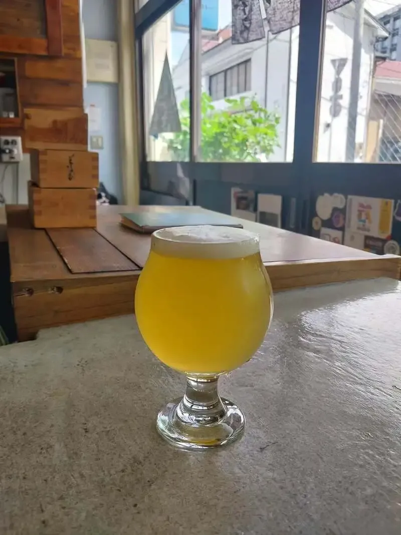 大橋電気店でNovel Craft Brewingの「Looper」が開栓