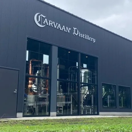 CARVAAN BREWERYで醸造所・蒸留所見学ツアーを開催