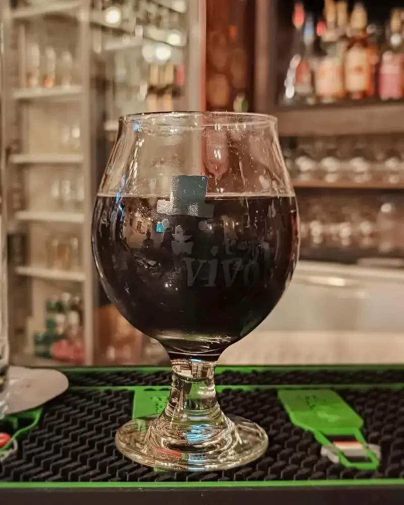 池袋vivo! BEER＋DININGBARで「スワンレイク・ポーター」を紹介