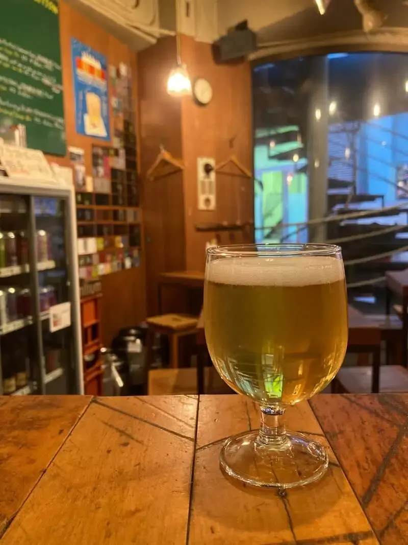 香林坊ジビルバで箕面ビール『ハイカラピルス』を開栓
