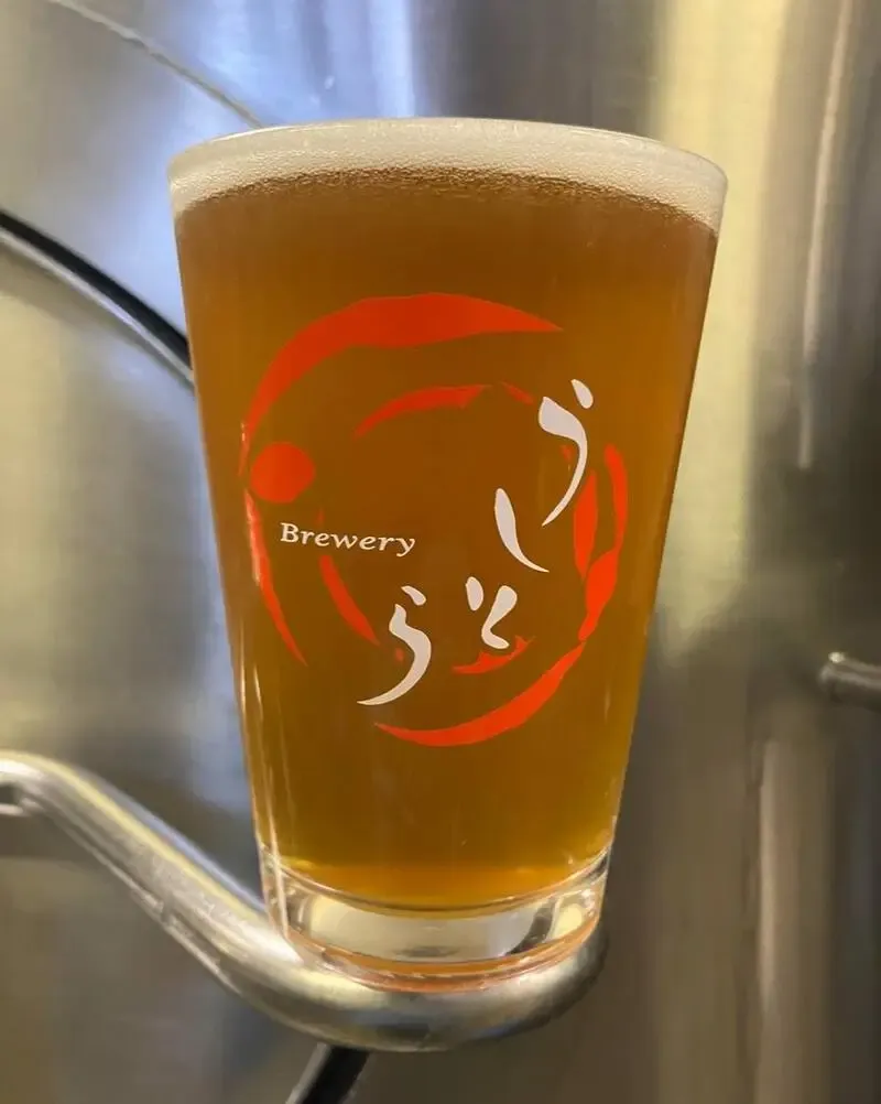 大阪・Beer House Hobbitでうしとらブルワリー『ダブル風鈴』開栓