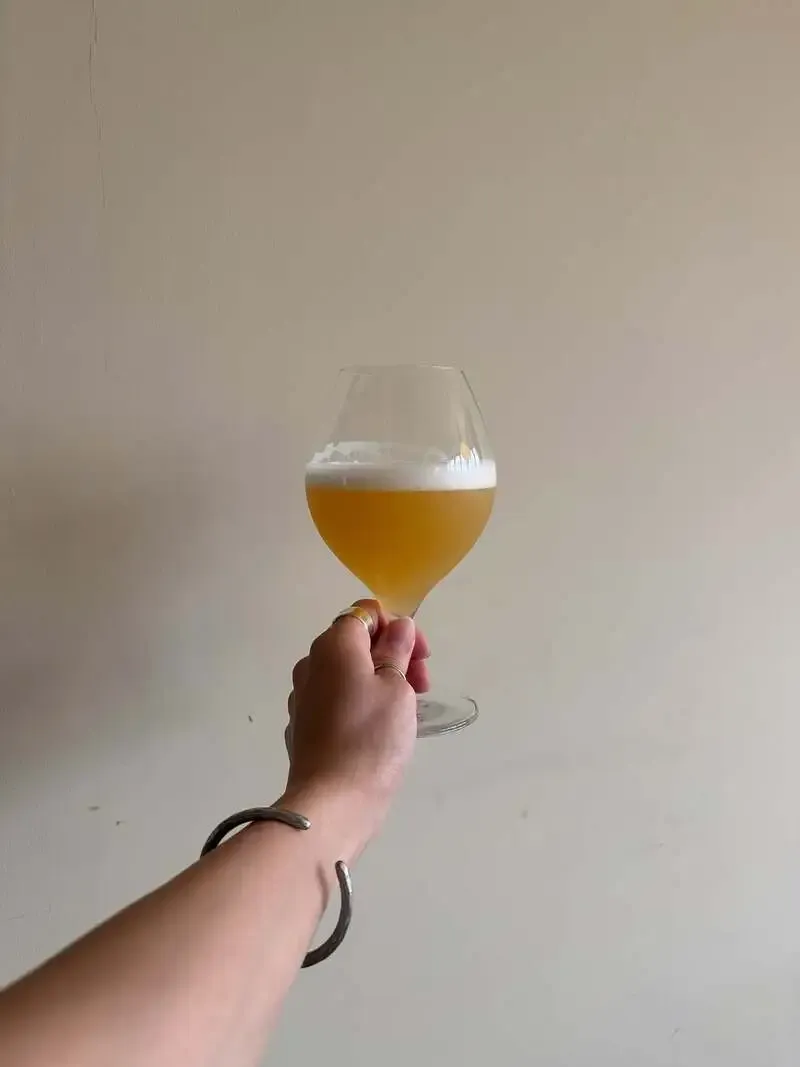 karuizawa QがJuicy IPA「みなわ」を案内　PeacharineとNectaron使用