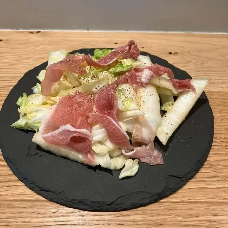 船橋CRAFT PORT FUNABASHIで希少な「すすきのエール」ホワイトエール提供中