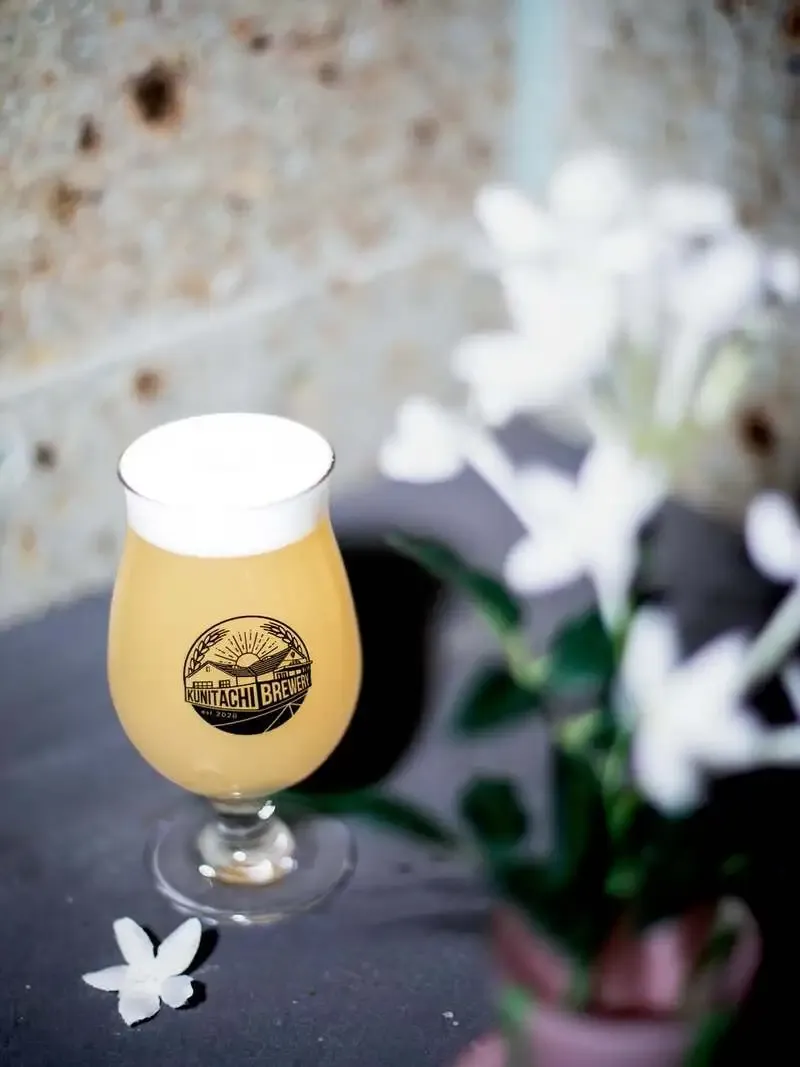 麦酒堂かすがいで「softly」開栓、桃とジャスミンのフルーツサワー提供開始