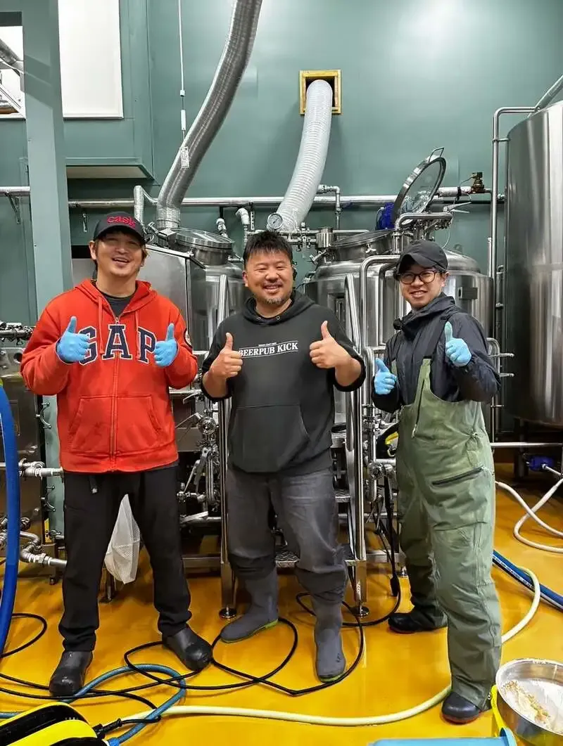 BEERPUB KICKがつくばブルワリーで初コラボビールを仕込み