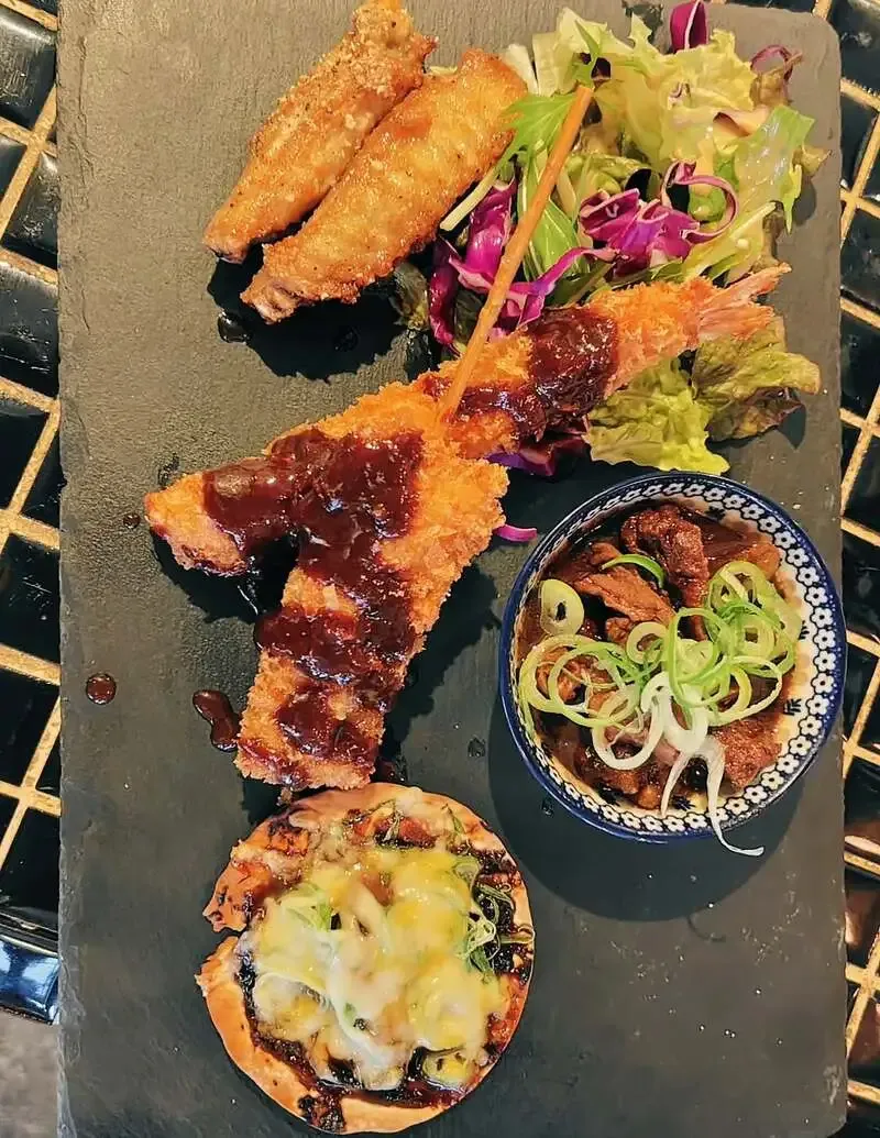 広島・Golden Gardenで志摩醸造「Oaky Smoke Ale」開栓