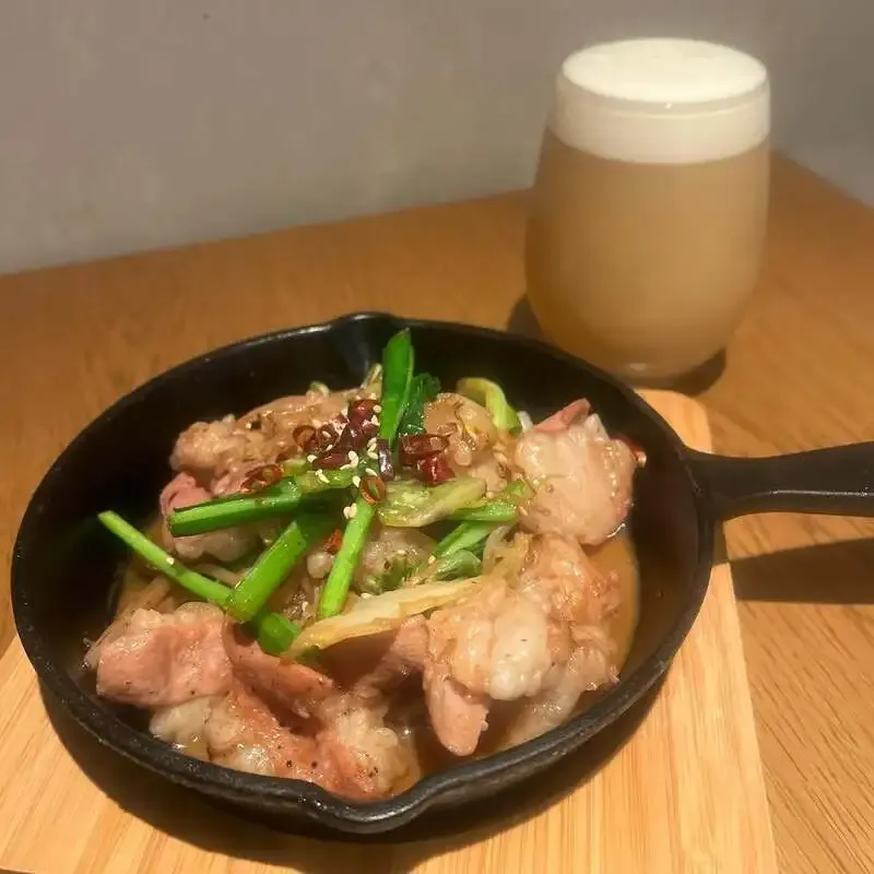 蒲田・麦ばるが木曜営業、記念ヘイジー含むタップ情報を公開