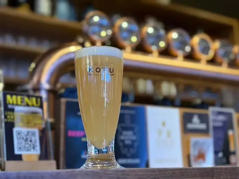 CRAFT KOFUでTwin Peaksの博士のマンゴーヴァイツェン開栓