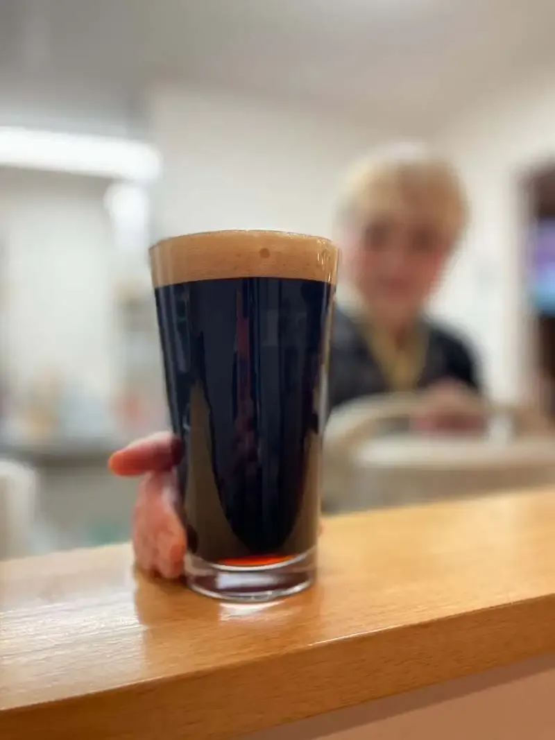 静岡・mayuで田沢湖ビール「ダークラガー」提供、3月11日の“今日のビール”