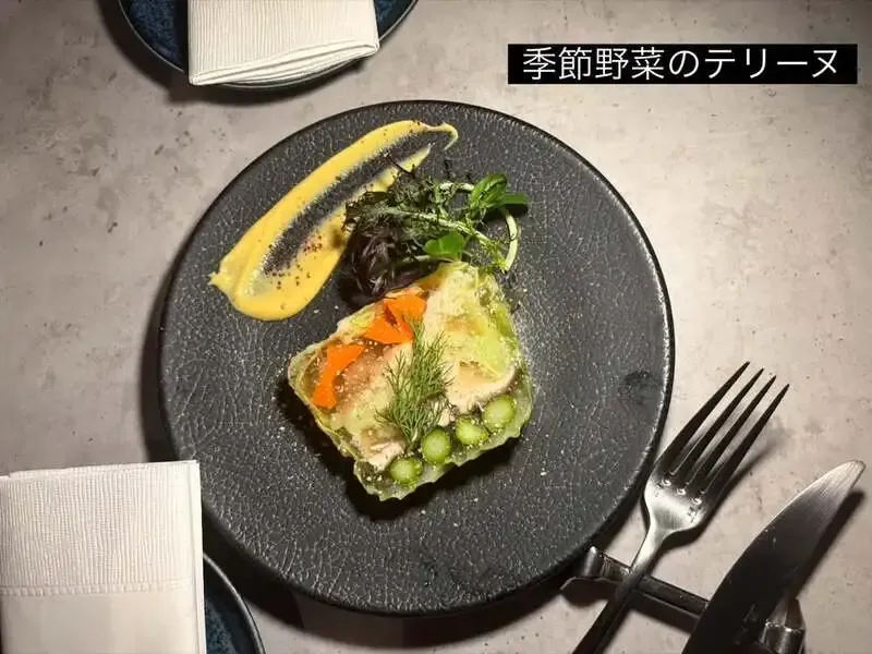 orca 銀座醸造所、3月限定「桜セゾン」と春野菜テリーヌを案内