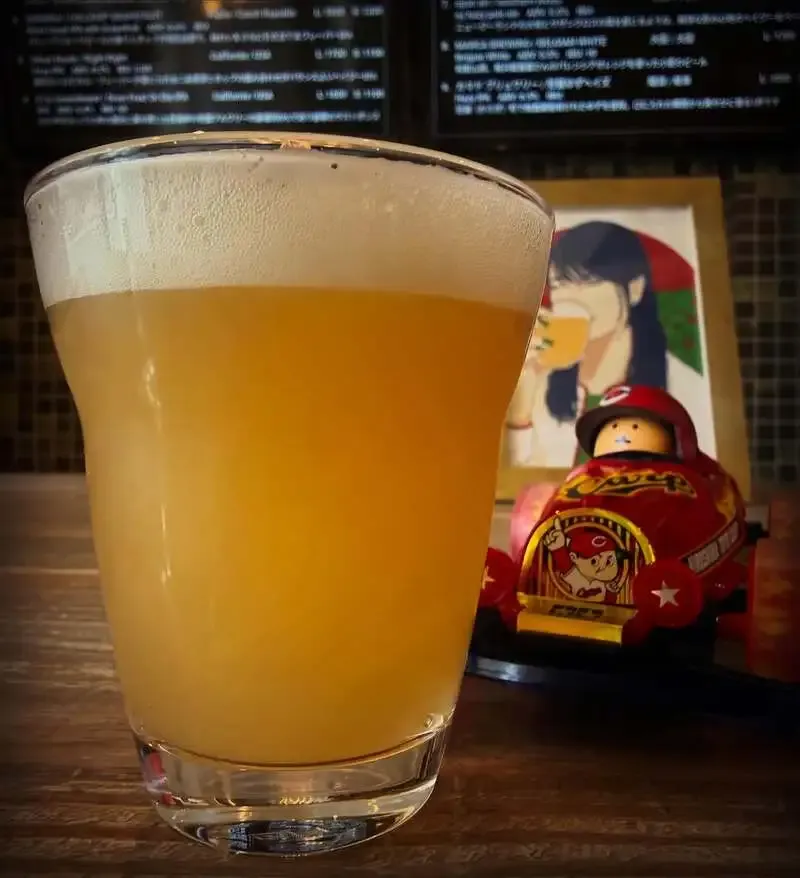 広島・クラフトビールバー mugiにCamado Brewery『笠置ゆずヘイズ』を開栓
