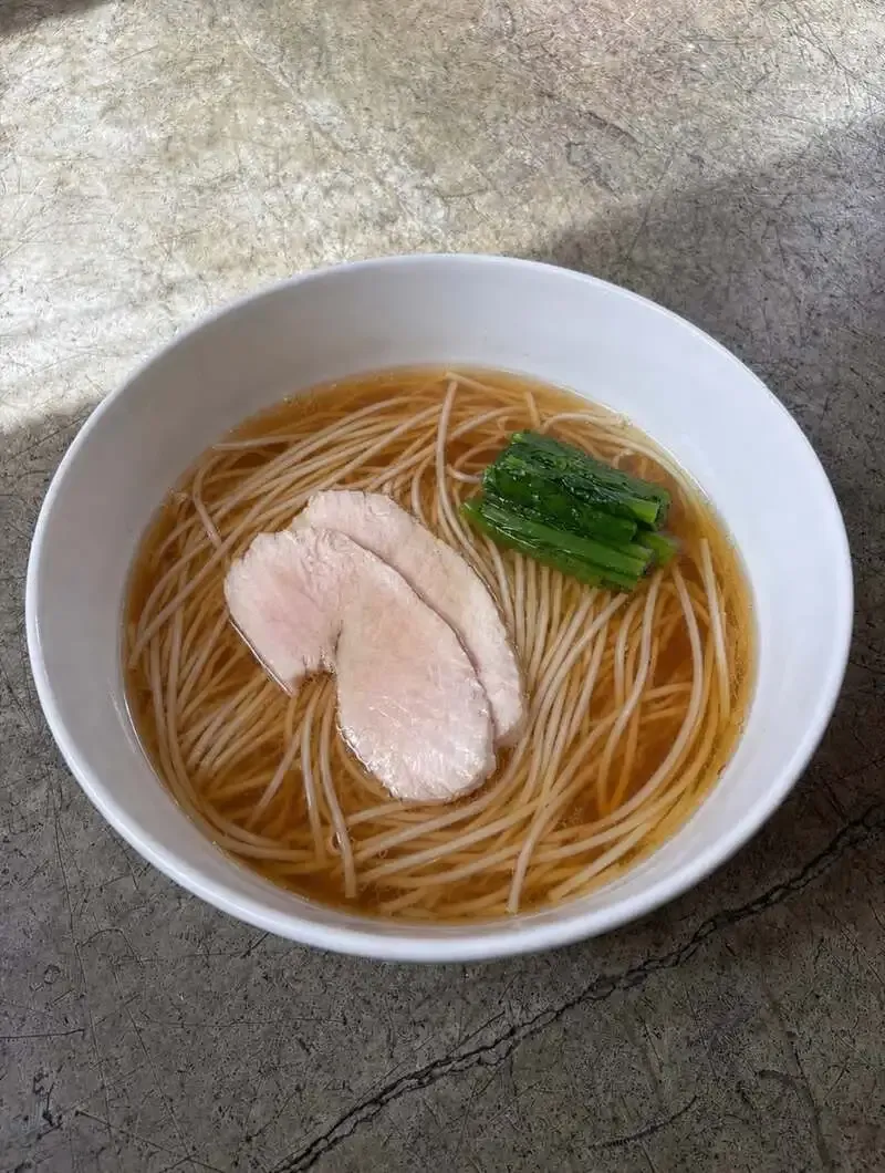 Novel Craft、焼きあごと昆布出汁の鶏蕎麦を限定9食で提供　8種のタップも案内