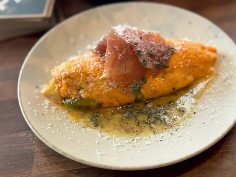 池袋のP-144×シトラバで春食材オムレツと8種の樽生が登場