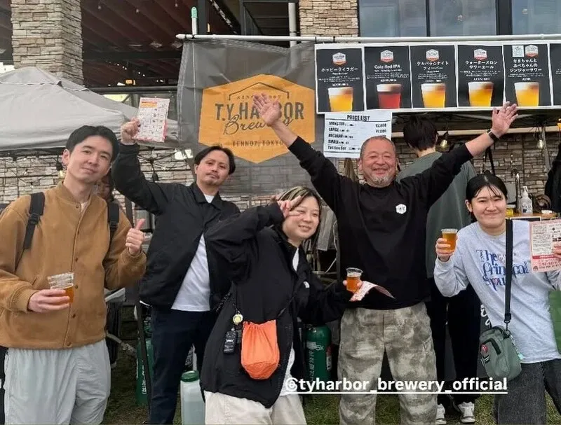 CRAFT BEER Market Tokyo Torch店でVector Brewing『しろねこぱんち』開栓