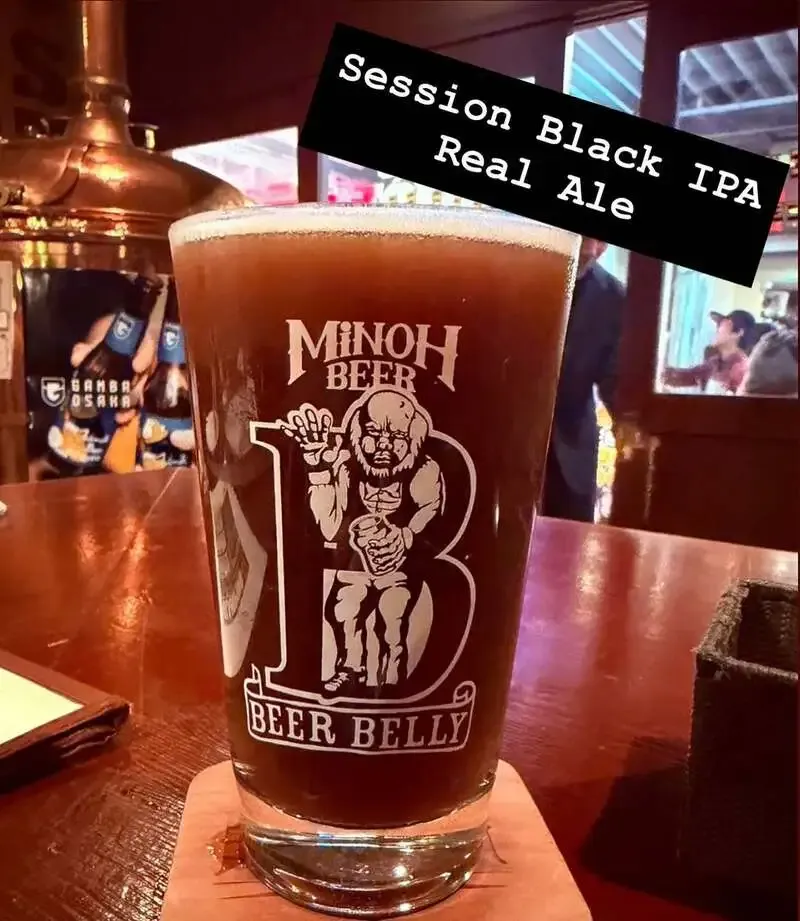 BEER BELLY 天満で箕面ビール定番6種が並ぶ　12mカウンターに樽生が集結