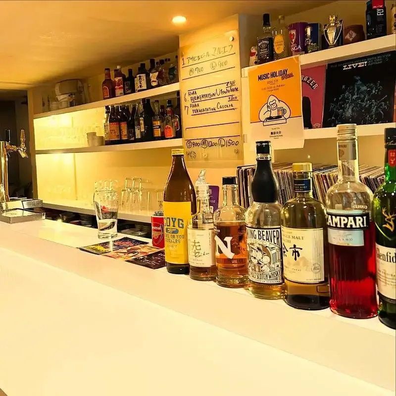 PUB Karr、京都醸造2種とFLORA FERMENTATION新作を開栓