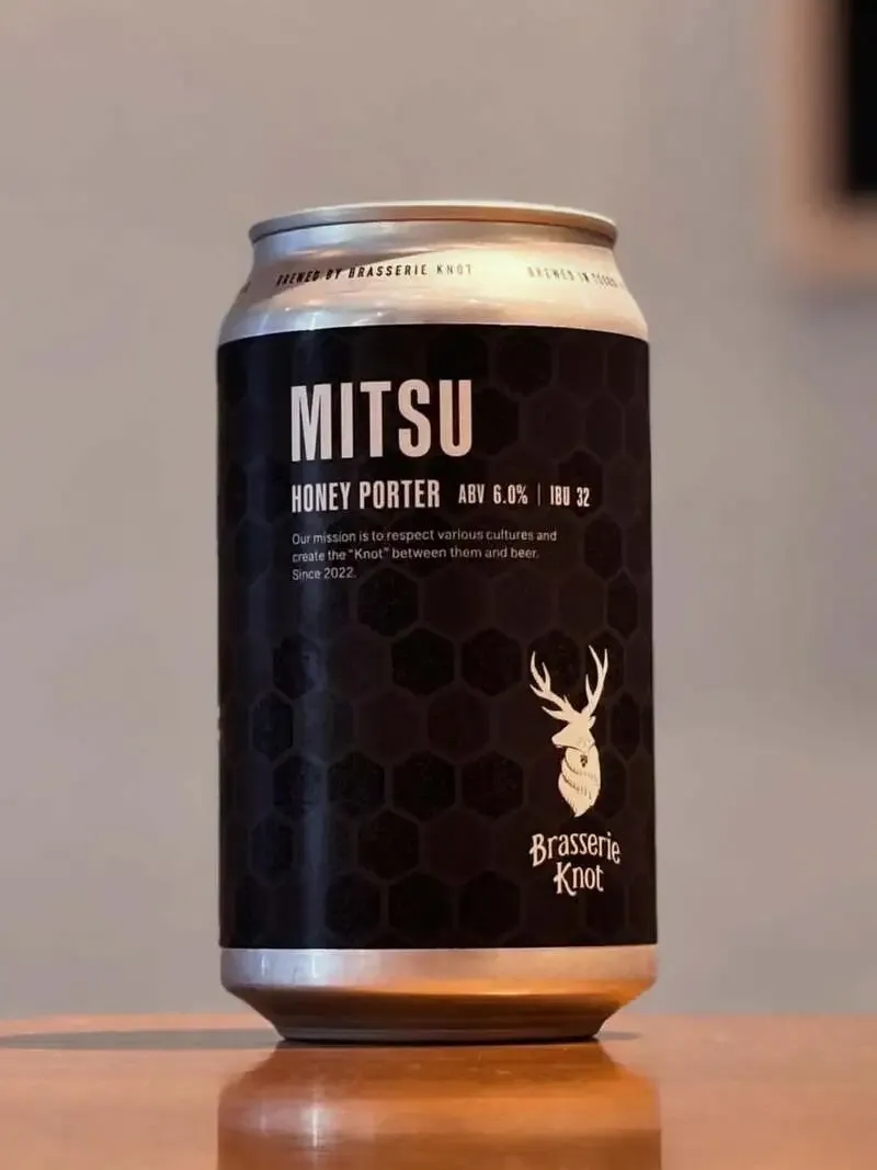 すすきのえーるSTAND、Brasserie Knotの黒ビール『MITSU』を紹介