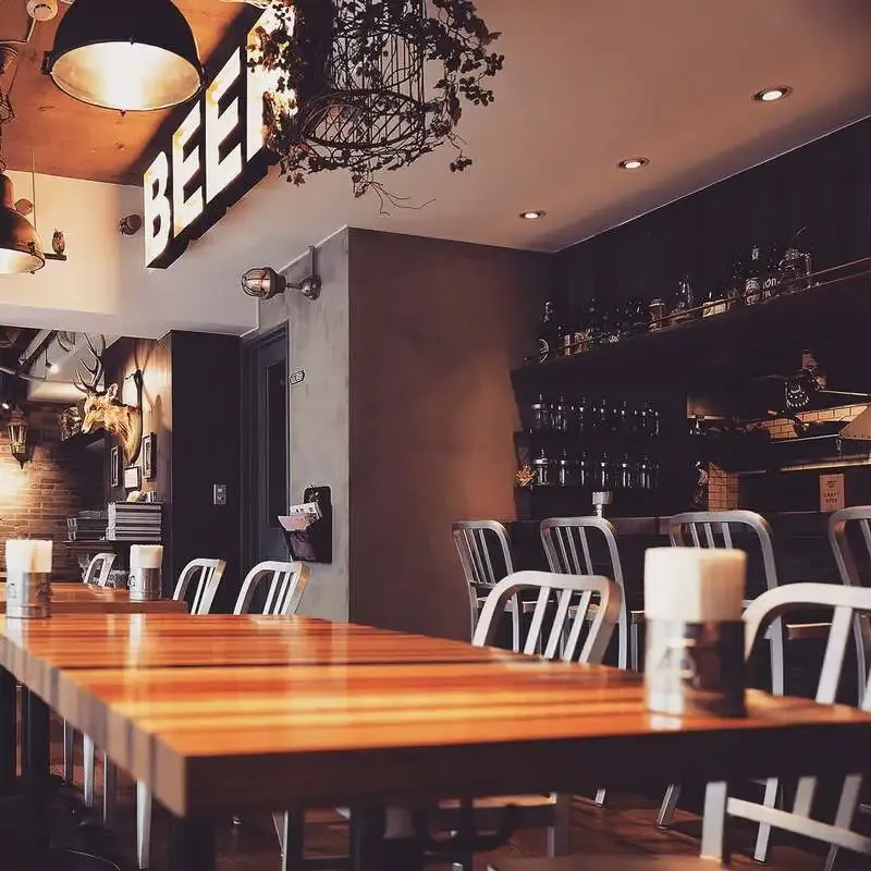 Himalaya table in Kanda opens at 3 p.m. on Aug. 15 with eight beers on tap