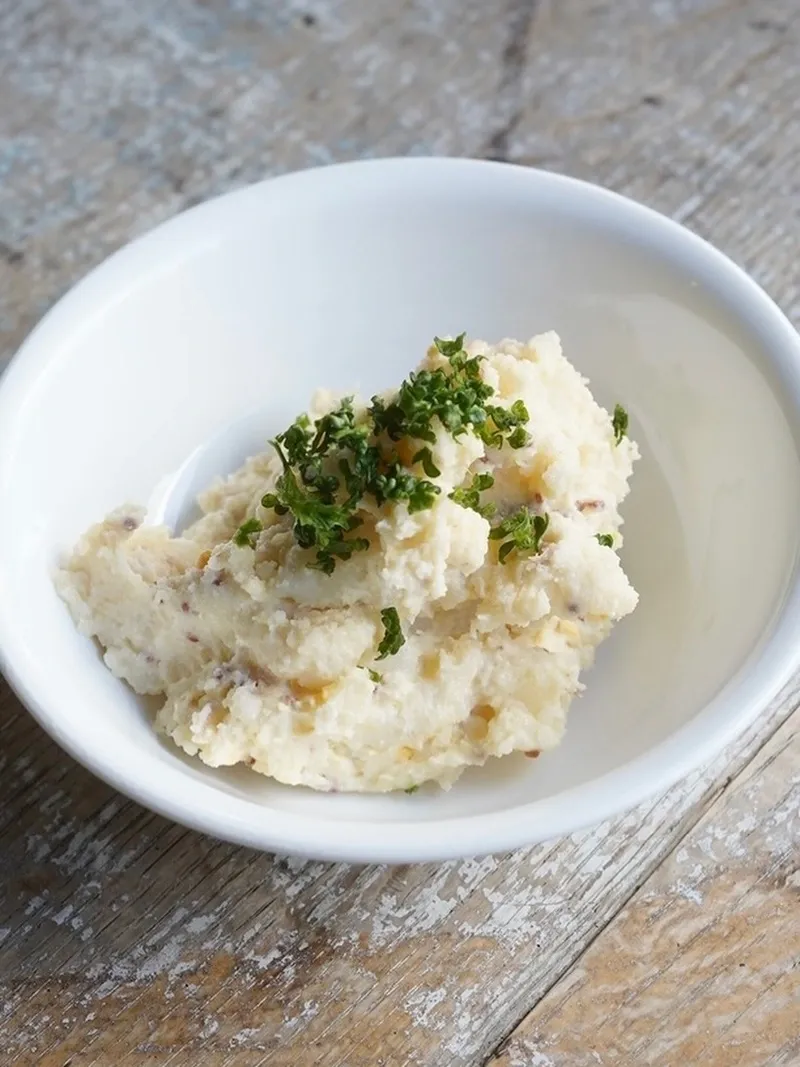 ビアパブイシイ、ポテトサラダに合わせ8種の樽生案内　4月13〜14日にAYAYA提供