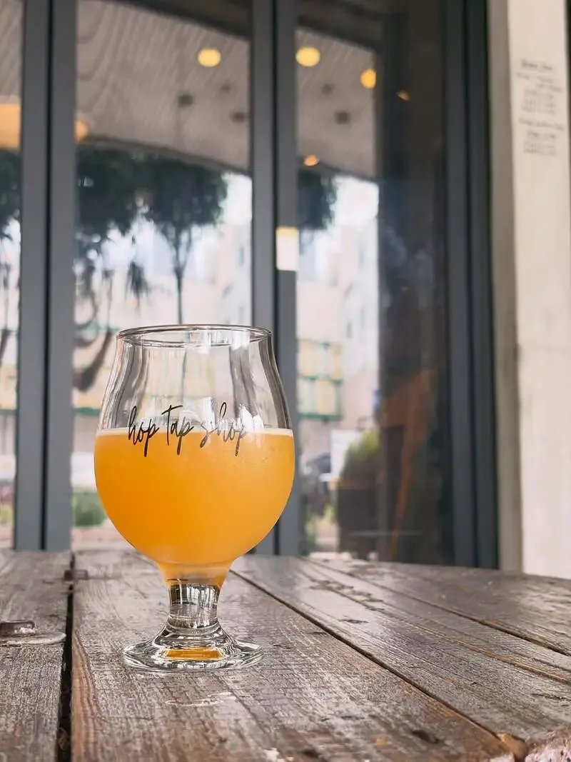 HOP TAP SHOPに「ひみつビール×AL BEER STAND」コラボ開栓
