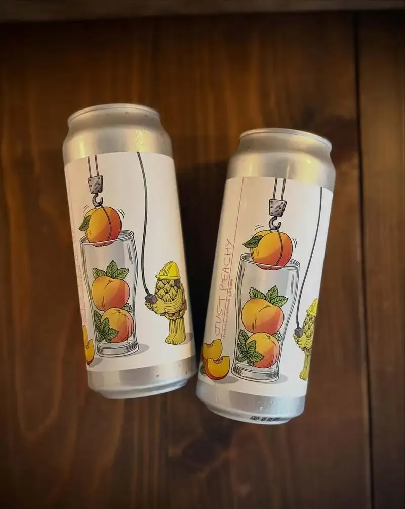 WCB Peach Sour Ale Arrives at Hastamañana in Okazaki