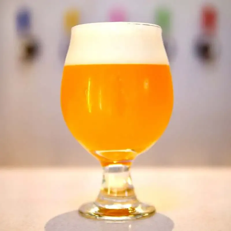 beer bar CyblumeでOpen AirのNZ Hazy Pale Ale「southern winds」を開栓