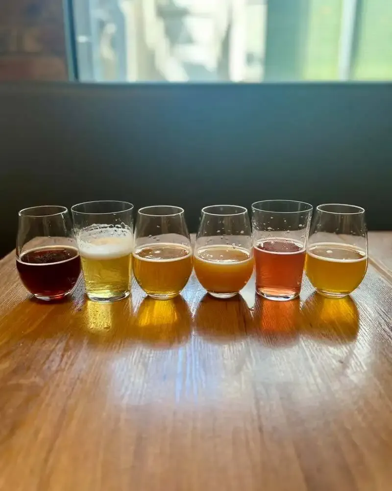 P2B Haus、3/28に新規6樽開栓　桜向けのピンク色ビールも登場