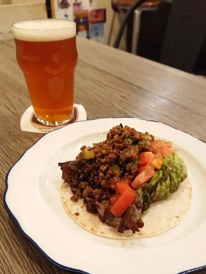 Beer House Hobbit in Hirakata lines up six taps for Taco Tuesday
