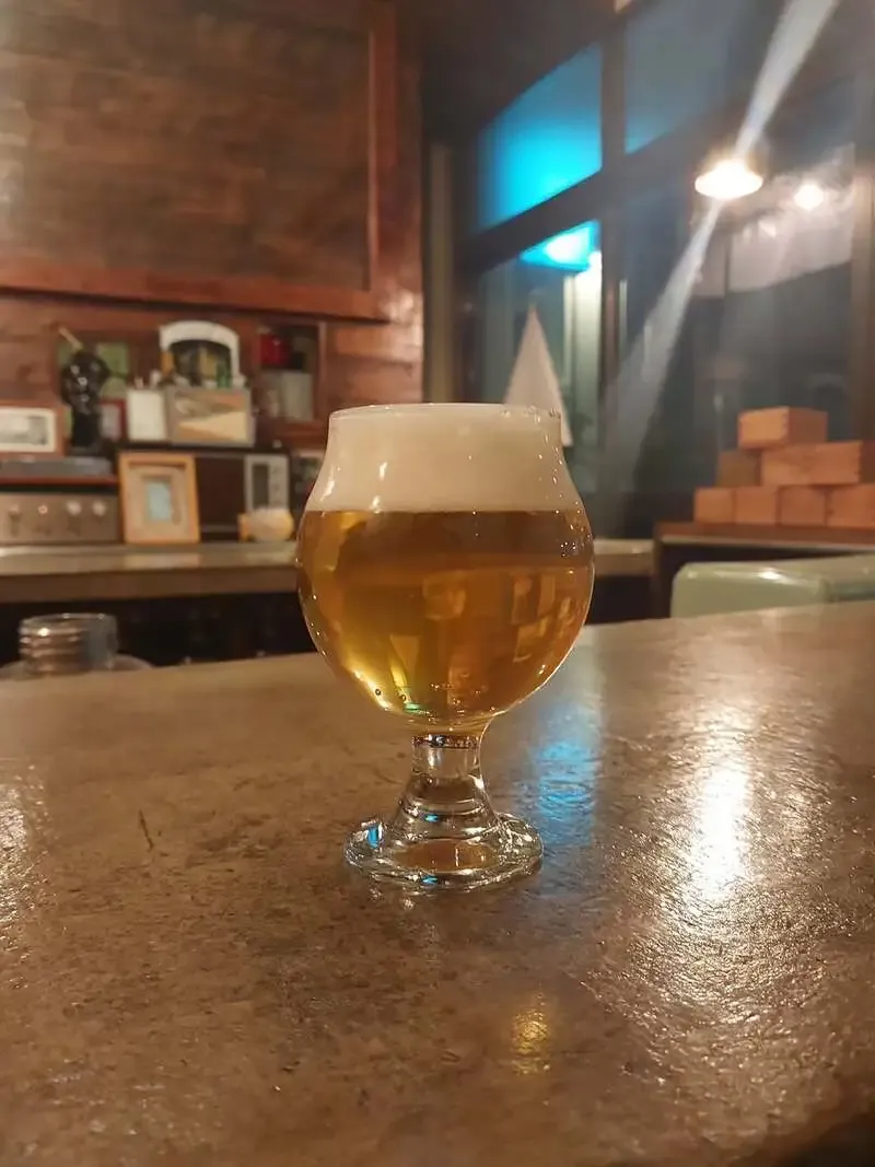 熊本・大橋電気店で伊勢角屋麦酒「脳がとろけるウルトラヘヴン」開栓