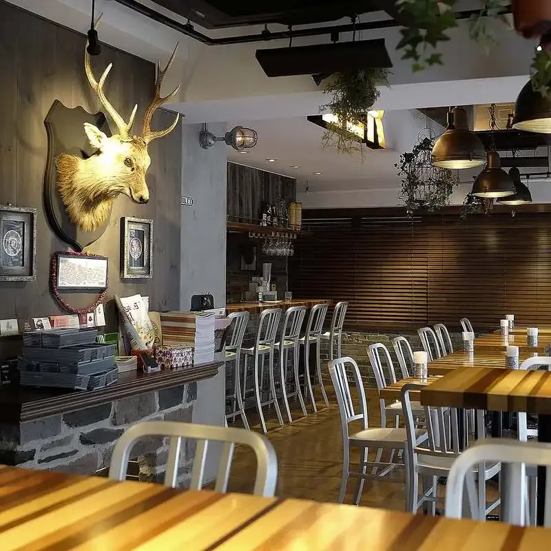 Himalaya table in Kanda to open at 3 p.m. on Aug. 22 with eight beers on tap