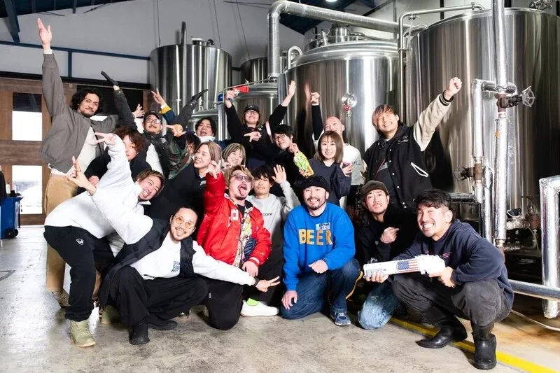Evolve Beer&KitchenにNovoru Brewingの「Evoru」と箕面ビールの「ボスざるIPA」