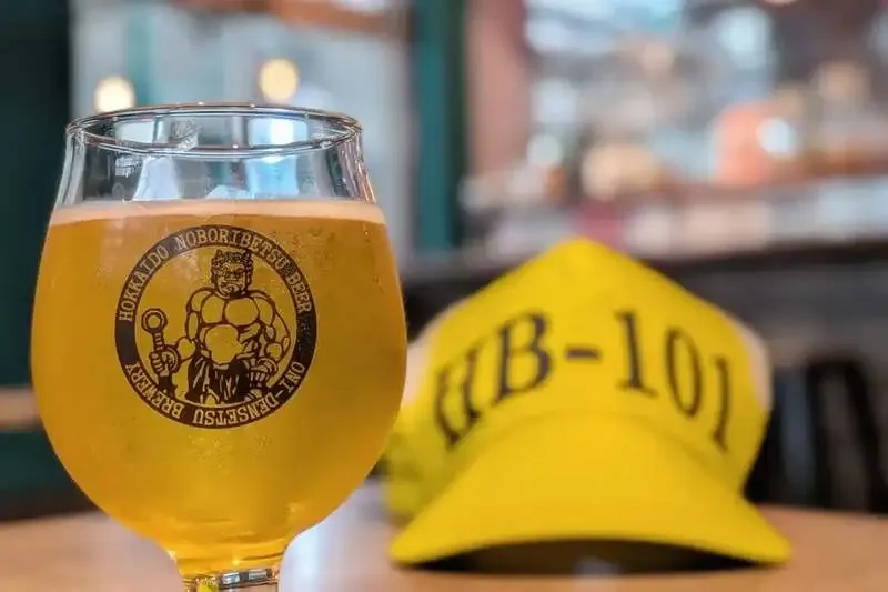 四日市のcraft beer HOP CROWDで鬼伝説「金鬼ペールエール モザイクver.」開栓