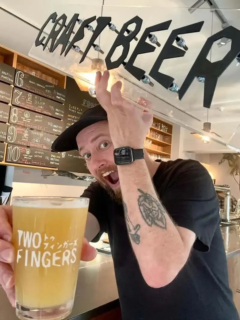 Two Fingersでリトルハウスの「A.I.スロップ」を含む10タップが提供中