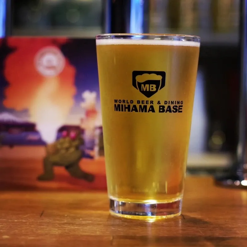 稲毛海岸のMIHAMA BASEでWest Coast Brewing「Firelight」開栓
