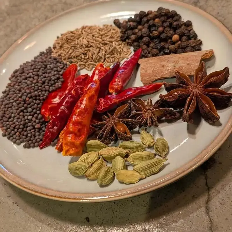 Hop-Scotch Tokyo posts Wednesday curry and an eight-tap lineup for May 13